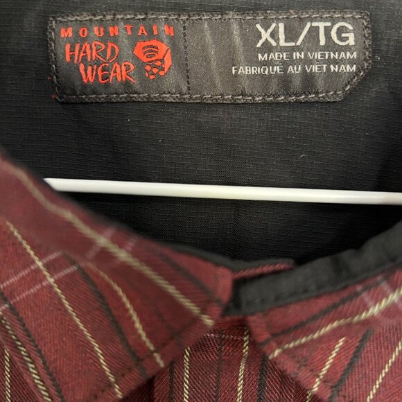 ⭕ Mountain Hardwear Mens XL Long Sleeve Red Striped Snap Western Shirt Pocket - Picture 2 of 6